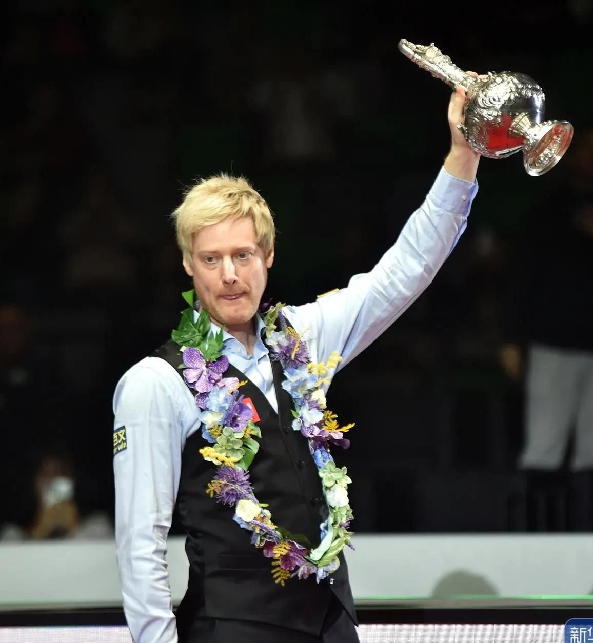 刘爱玲一人 刘爱玲一人