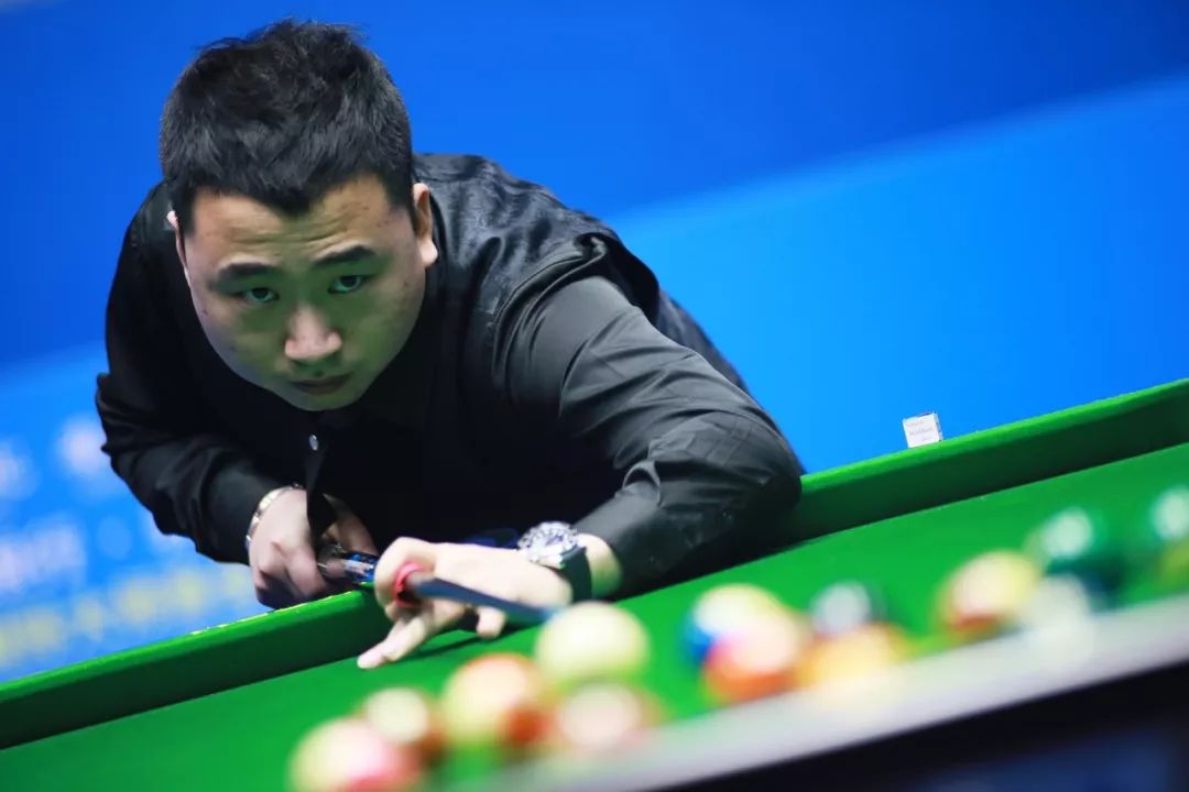 并强调未来 并强调未来